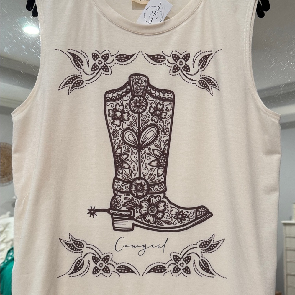 Avery cowgirl tank - Picture 2 of 5